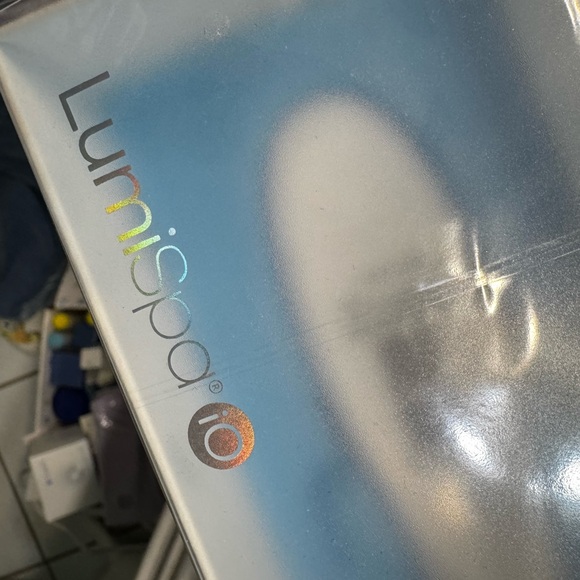 Nu Skin ageLOC® LumiSpa® iO - Picture 10 of 11